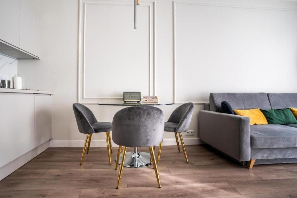 ורשה Mennica Residence Apartments מראה חיצוני תמונה