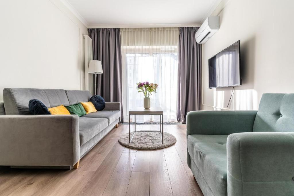 ורשה Mennica Residence Apartments מראה חיצוני תמונה