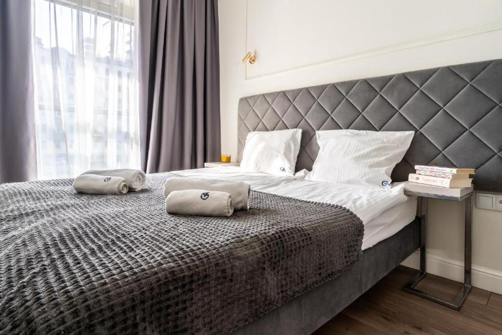 ורשה Mennica Residence Apartments מראה חיצוני תמונה
